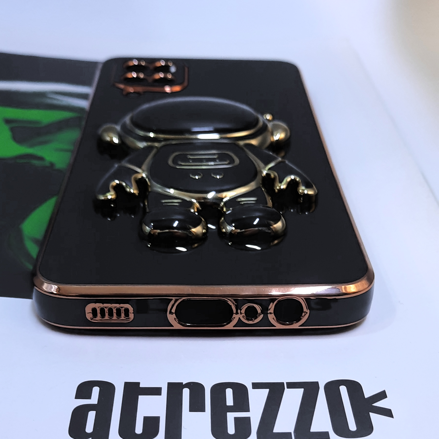 کاور لاین کینگ مدل فضانورد جذاب مناسب برای گوشی موبایل اپل iPhone 7/8 به همراه پایه نگهدارنده