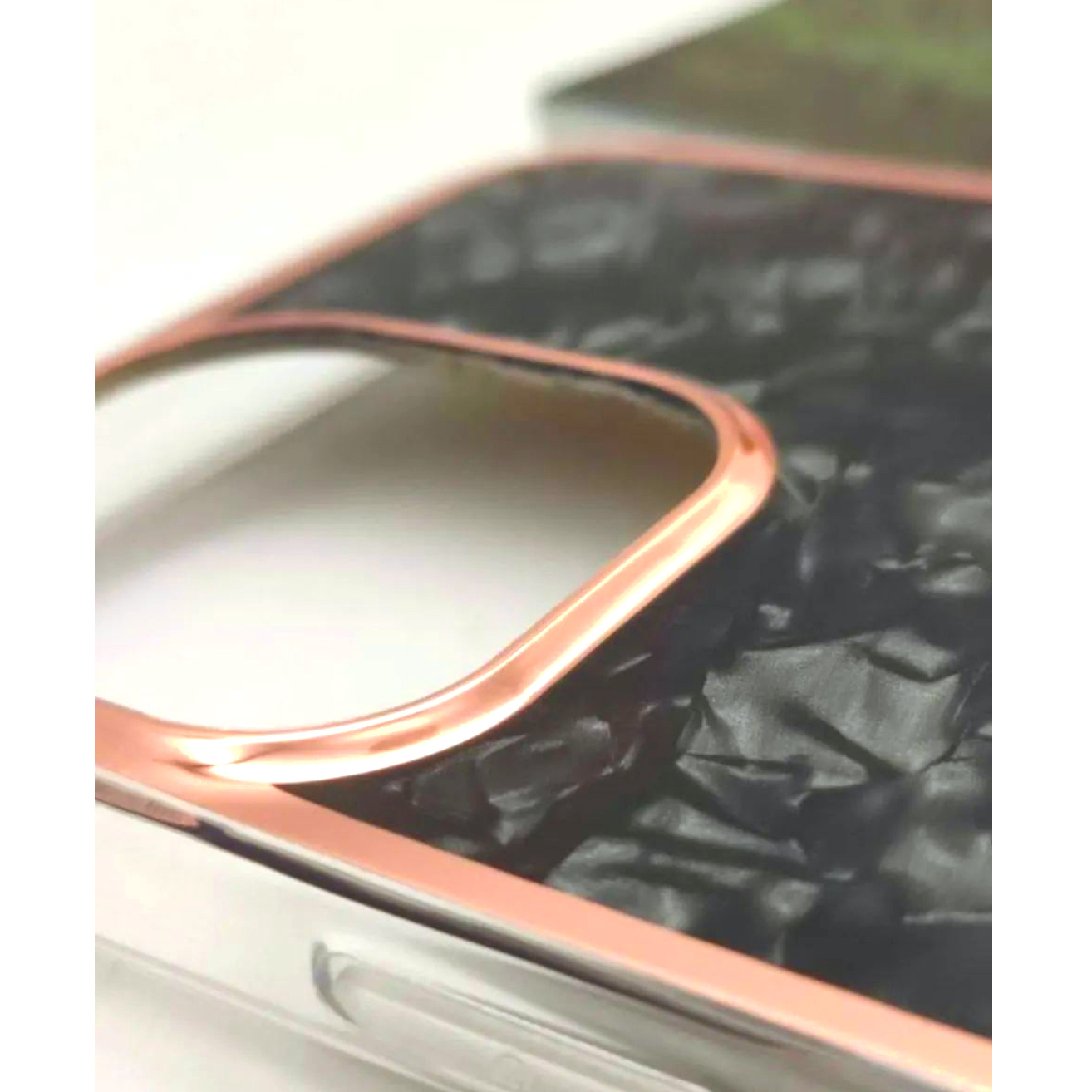 کاور لاین کینگ مدل کریستال یخی مناسب برای گوشی موبایل اپل IPhone 13 pro به همراه پایه نگهدارنده